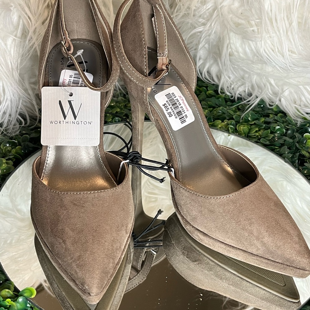 Worthington Women's Tan Heels
